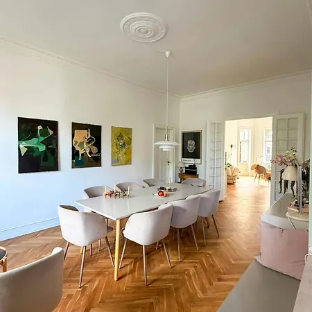 Historic Flat From The 1850s In Frederiksberg Lejlighed København