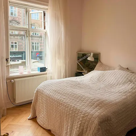 Historic Flat From The 1850s In Frederiksberg * København